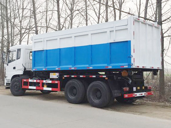 東風(fēng)后八輪拉臂式垃圾車 東風(fēng)后八輪拉臂式垃圾車