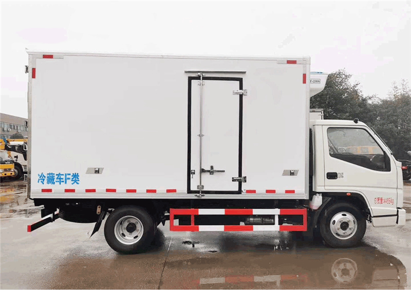 國六江鈴130馬力寬體冷藏車 國六江鈴130馬力寬體冷藏車