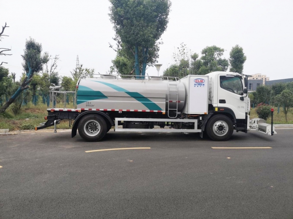 福田歐馬可10方純電動(dòng)路面清洗車 福田歐馬可10方純電動(dòng)路面清洗車