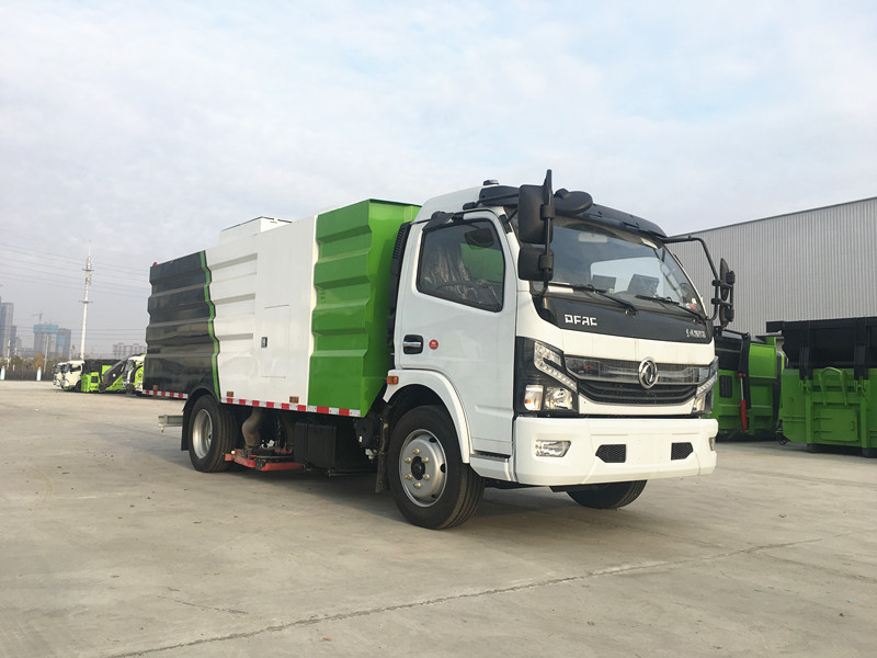 東風大多利卡吸塵車