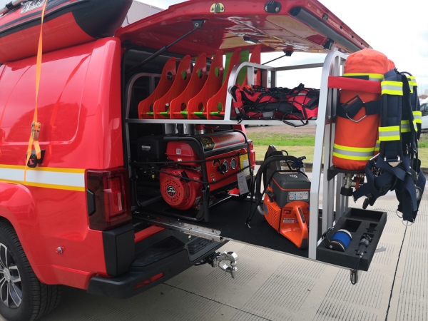 救援裝備車(chē) 救援裝備車(chē)